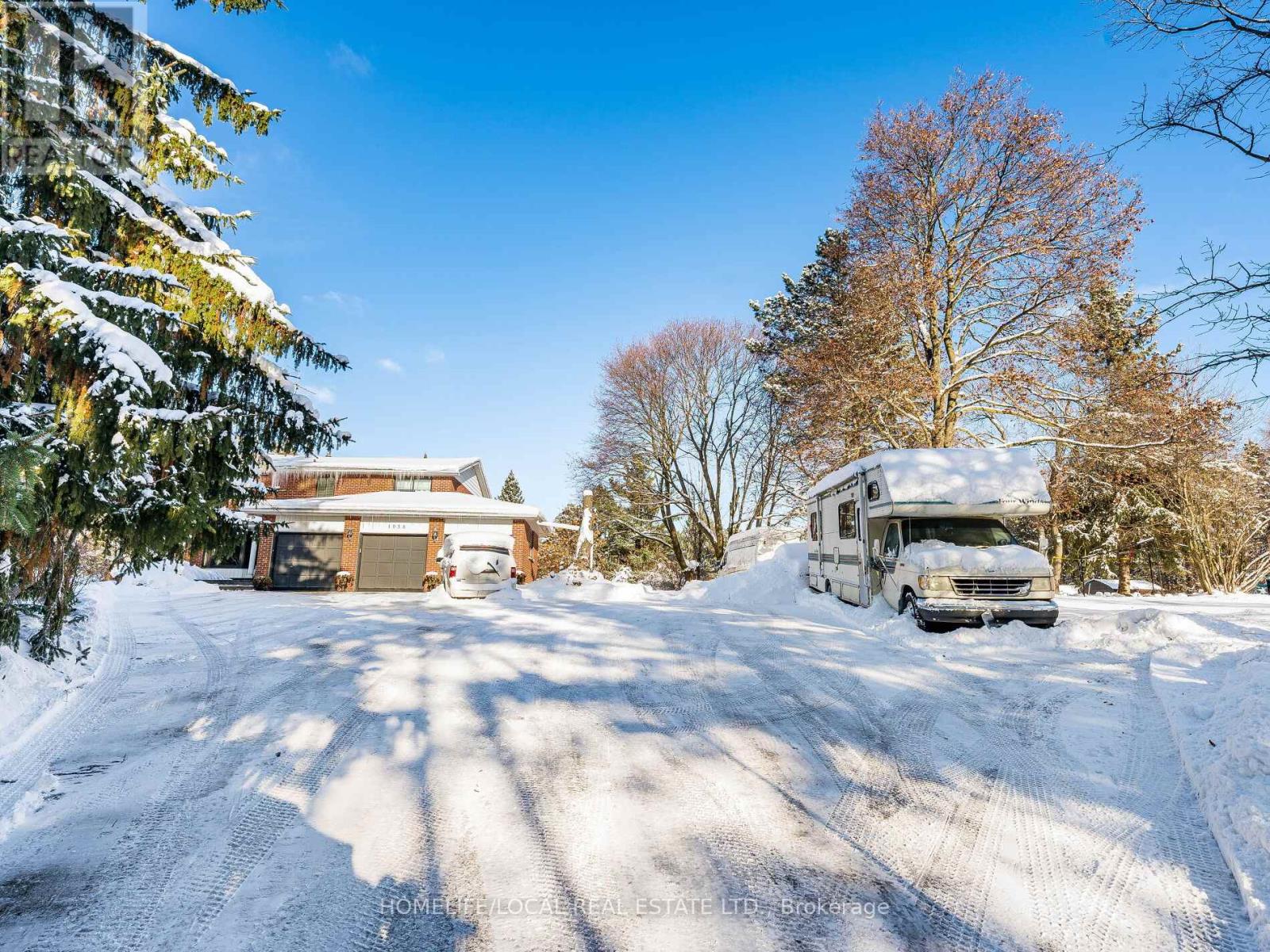 1958 Innisfil Heights Crescent, Innisfil, Ontario  L9S 4A9 - Photo 4 - N12615074