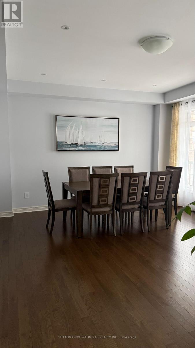 80 Inverness Way, Bradford West Gwillimbury, Ontario  L3Z 2A4 - Photo 7 - N12615098