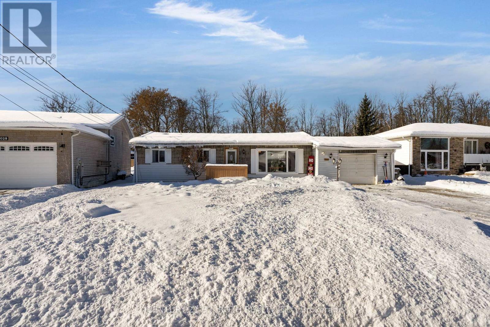 1032 GILMORE AVENUE, innisfil (lefroy), Ontario