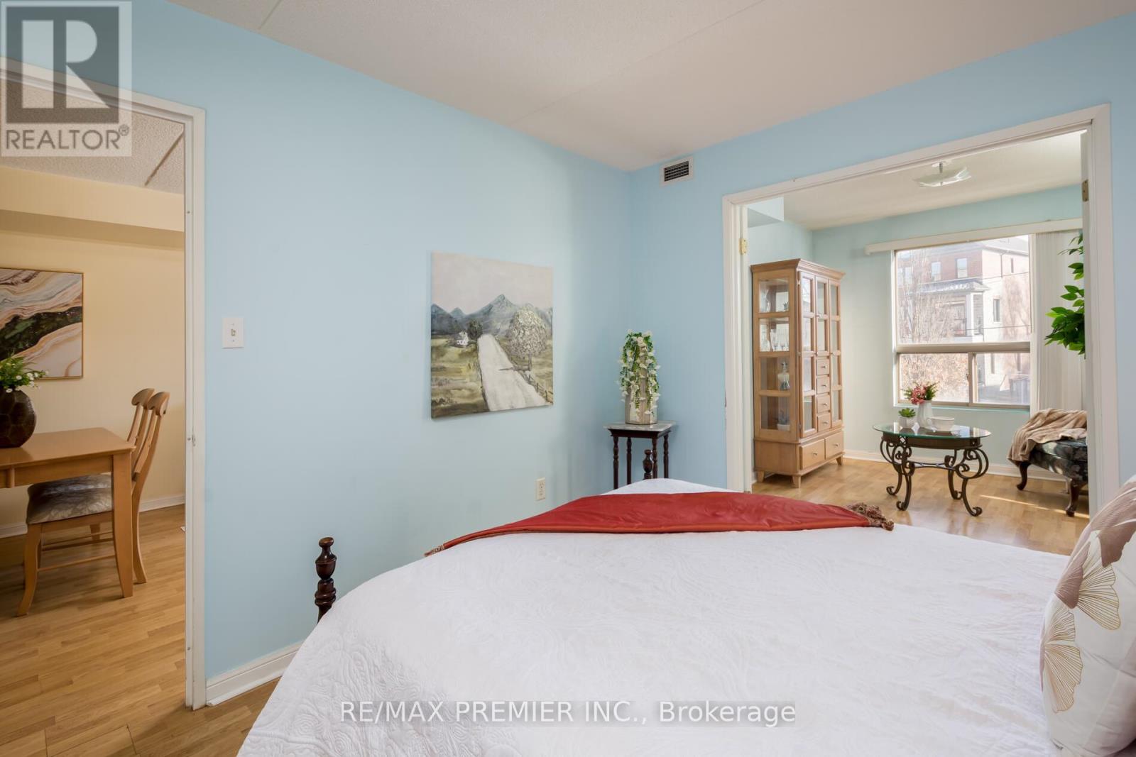 205 - 250 Pine Grove Road, Vaughan, Ontario  L4L 9M6 - Photo 15 - N12615216