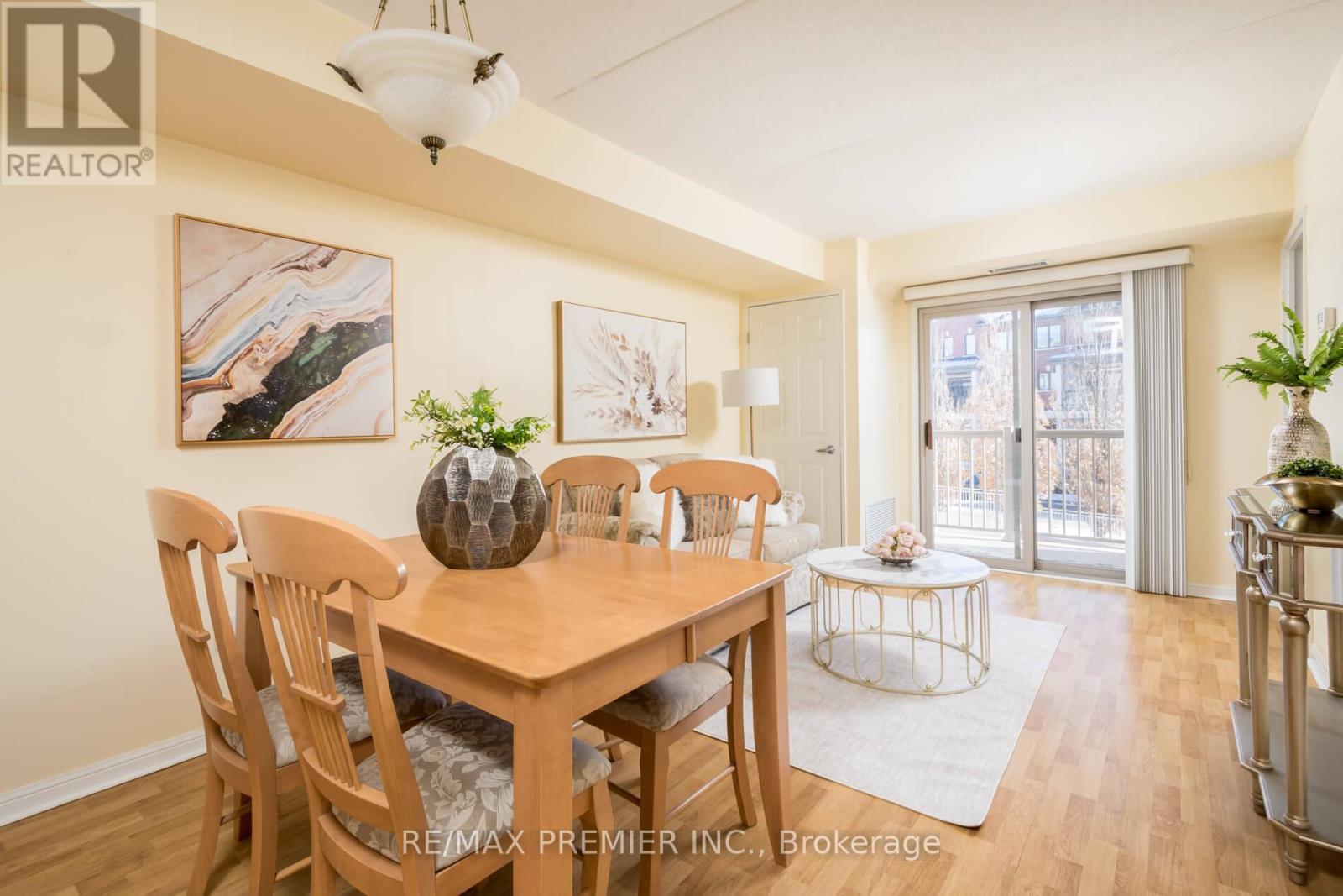 205 - 250 Pine Grove Road, Vaughan, Ontario  L4L 9M6 - Photo 4 - N12615216