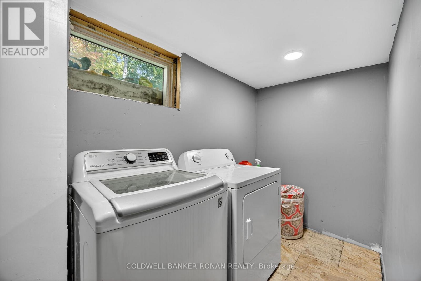 223 Louisa Street, Clearview, Ontario  L0M 1S0 - Photo 28 - S12452249