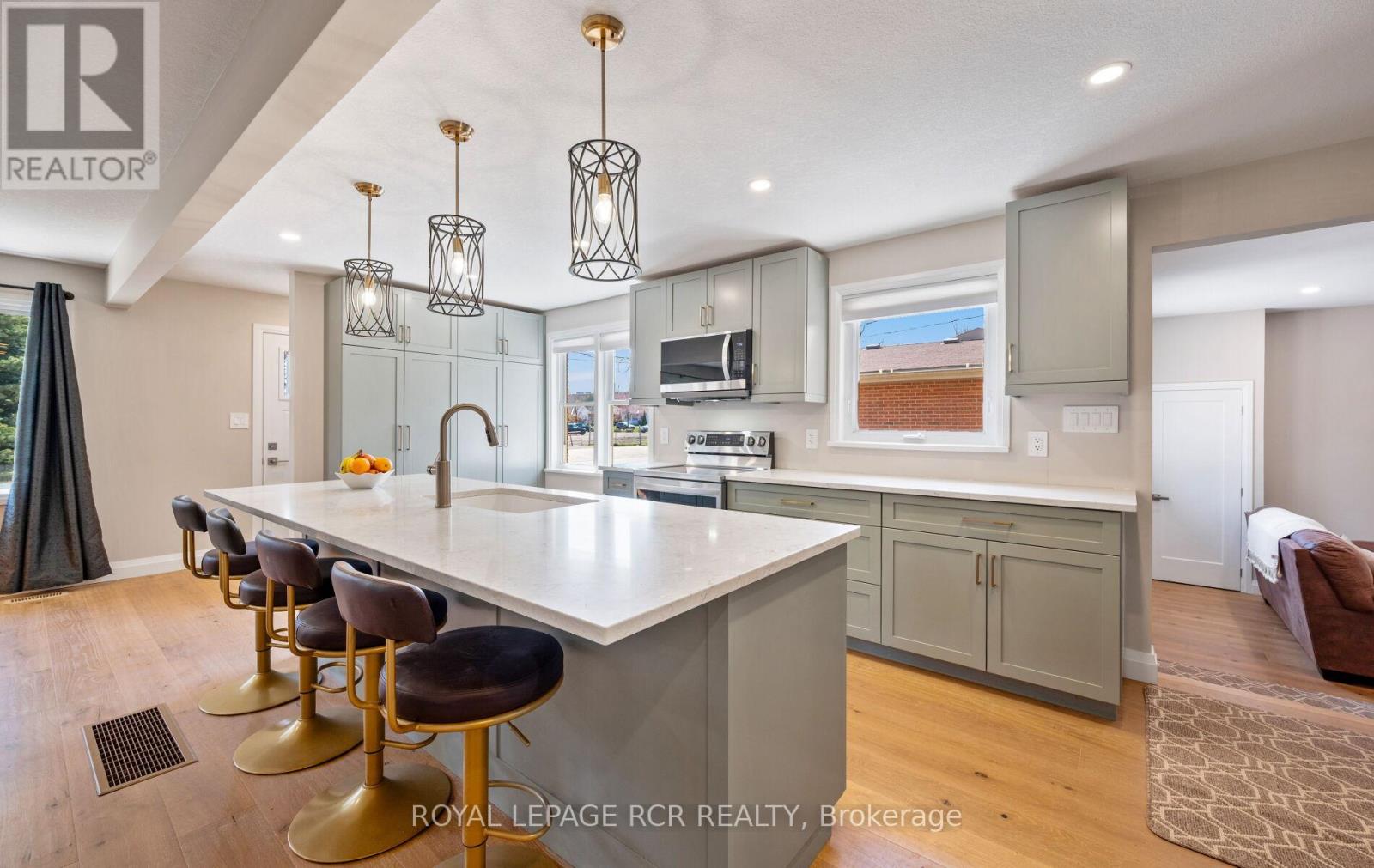 10 Faulkner Street, Orangeville, Ontario  L9W 2G3 - Photo 7 - W12110478