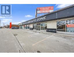 1017 FINCH AVENUE W, Toronto, Ontario