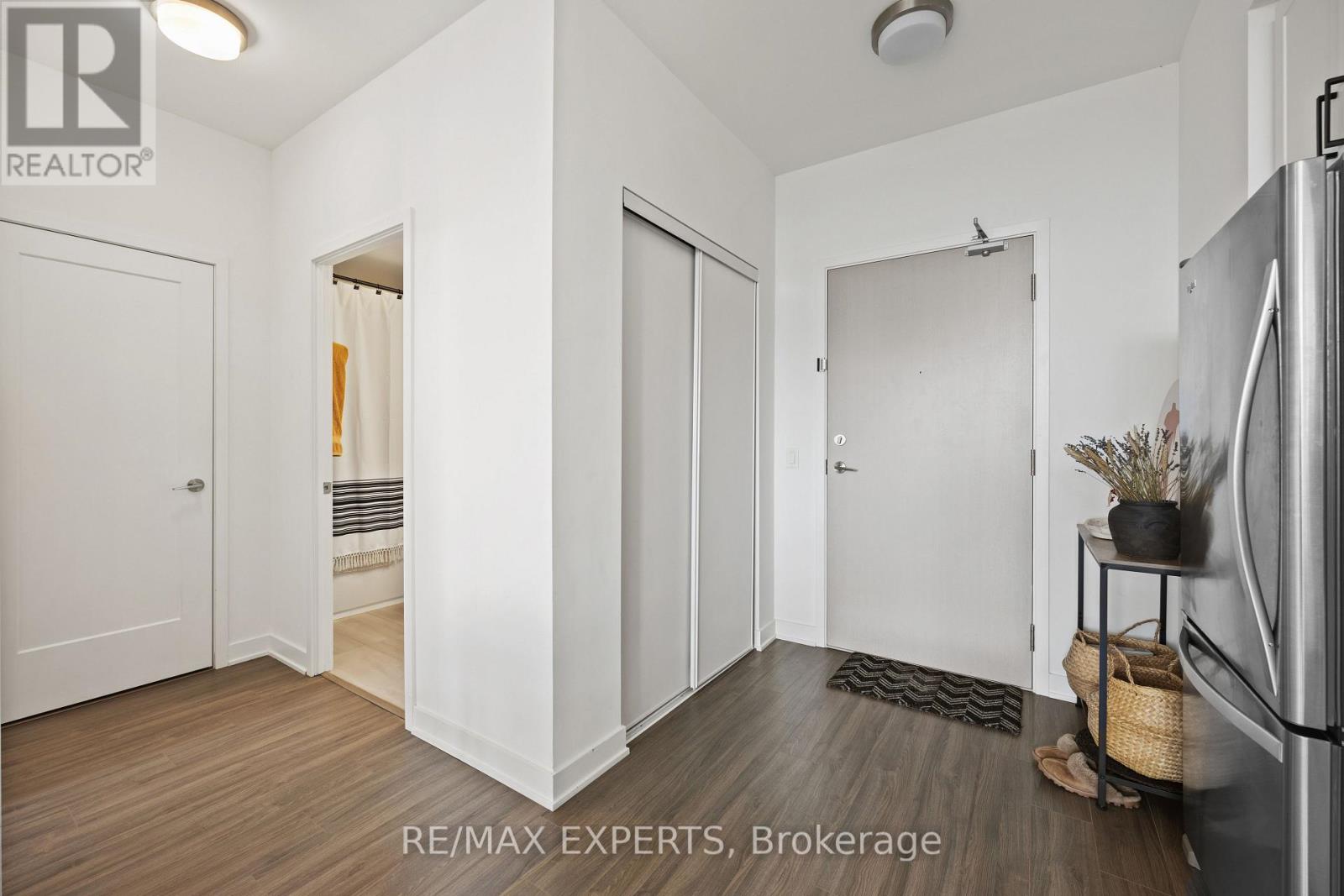 707 - 681 Yonge Street, Barrie, Ontario  L4N 4E8 - Photo 8 - S12615000