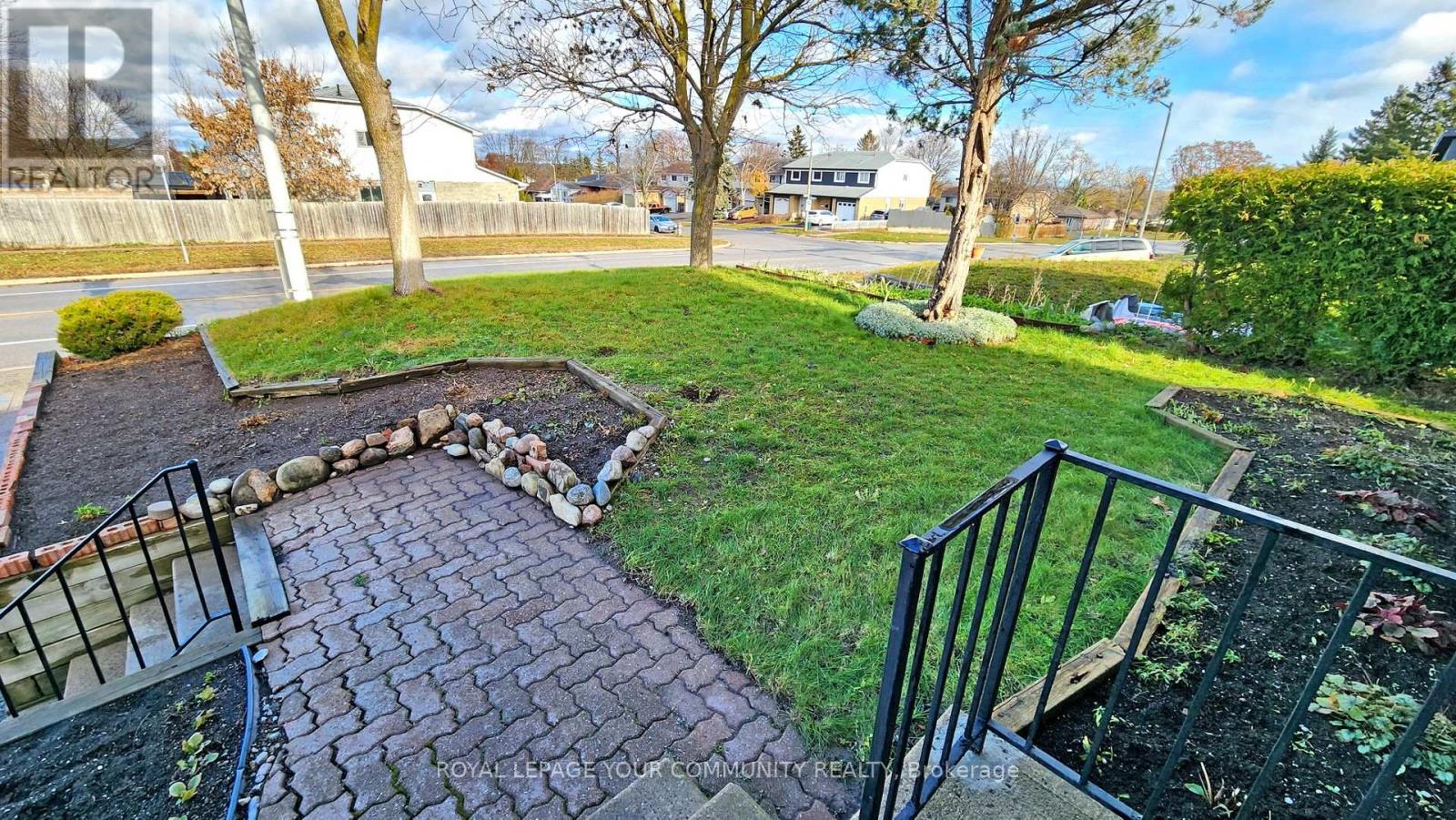 167 Little Avenue, Barrie (Allandale Heights), Ontario  L4N 6L7 - Photo 3 - S12615218