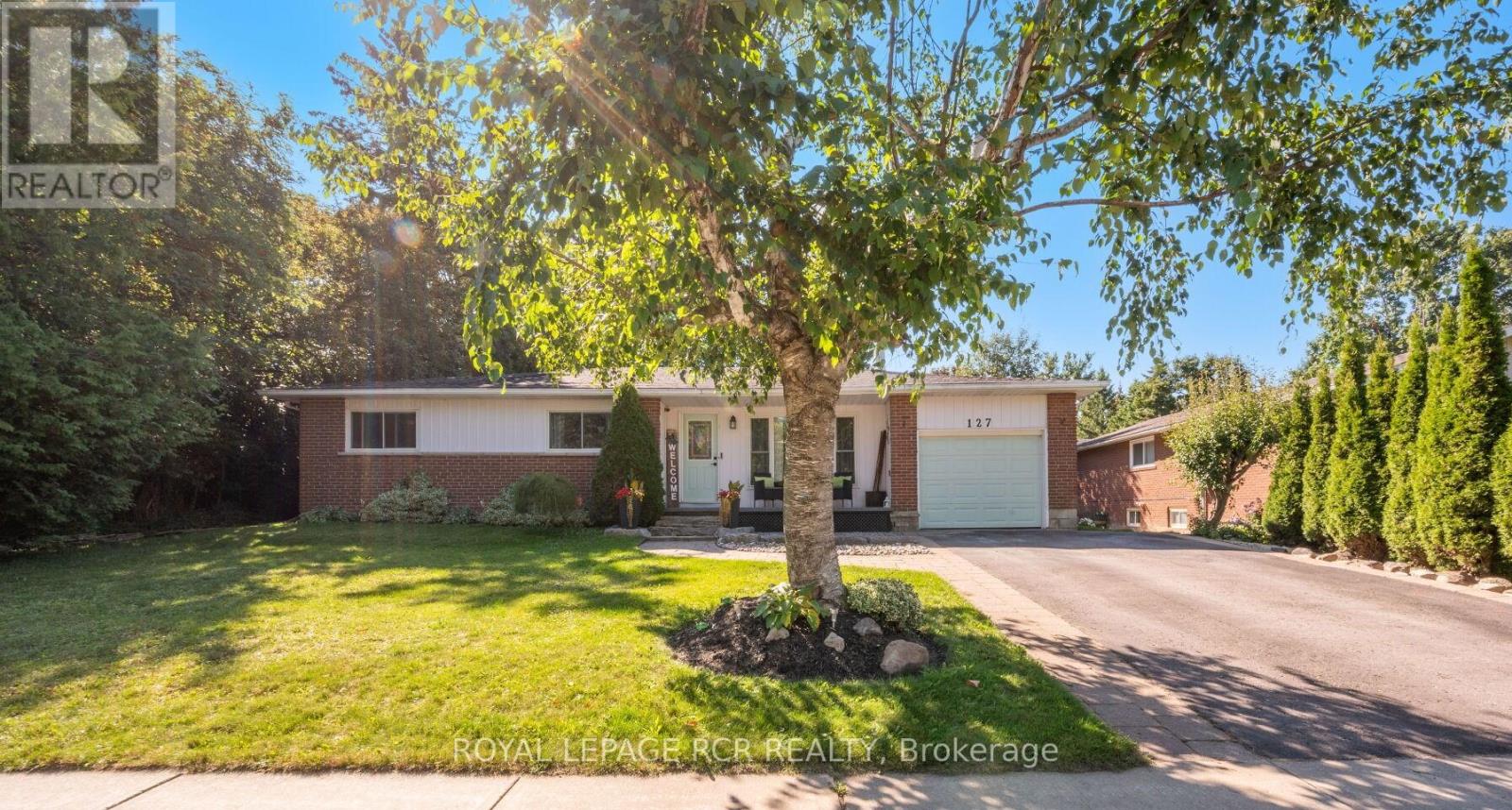 127 Jane Street, Shelburne, Ontario  L9V 2W6 - Photo 3 - X12380395