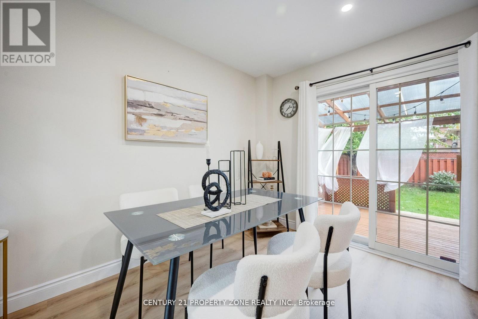 2 Cortez Court, Brampton, Ontario  L6X 3Z4 - Photo 11 - W12615006