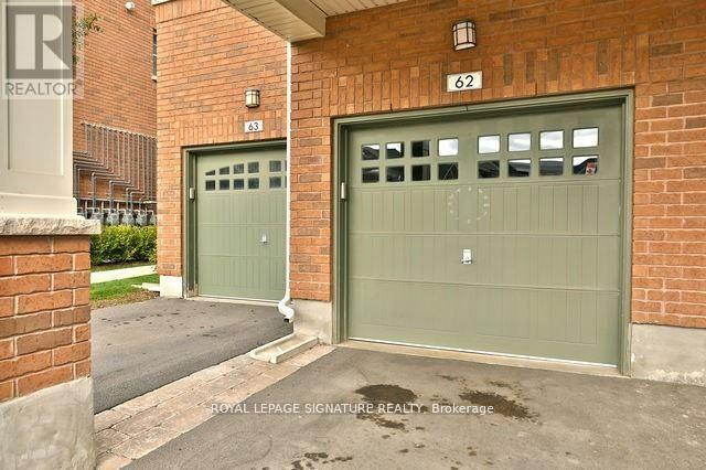 201 - 2326 Taunton Road, Oakville, Ontario  L6H 0L3 - Photo 3 - W12615008