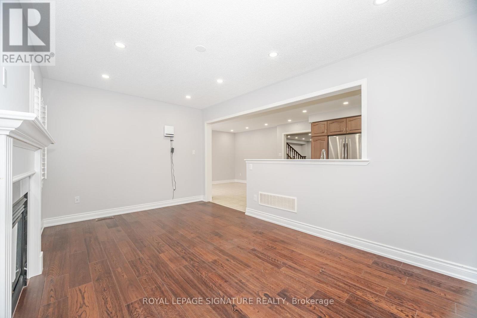 527 Nairn Circle, Milton, Ontario  L9T 8A8 - Photo 17 - W12615034