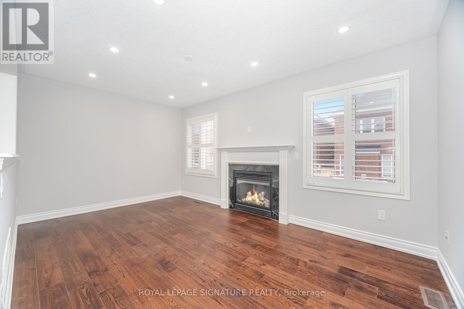 527 Nairn Circle, Milton, Ontario  L9T 8A8 - Photo 18 - W12615034