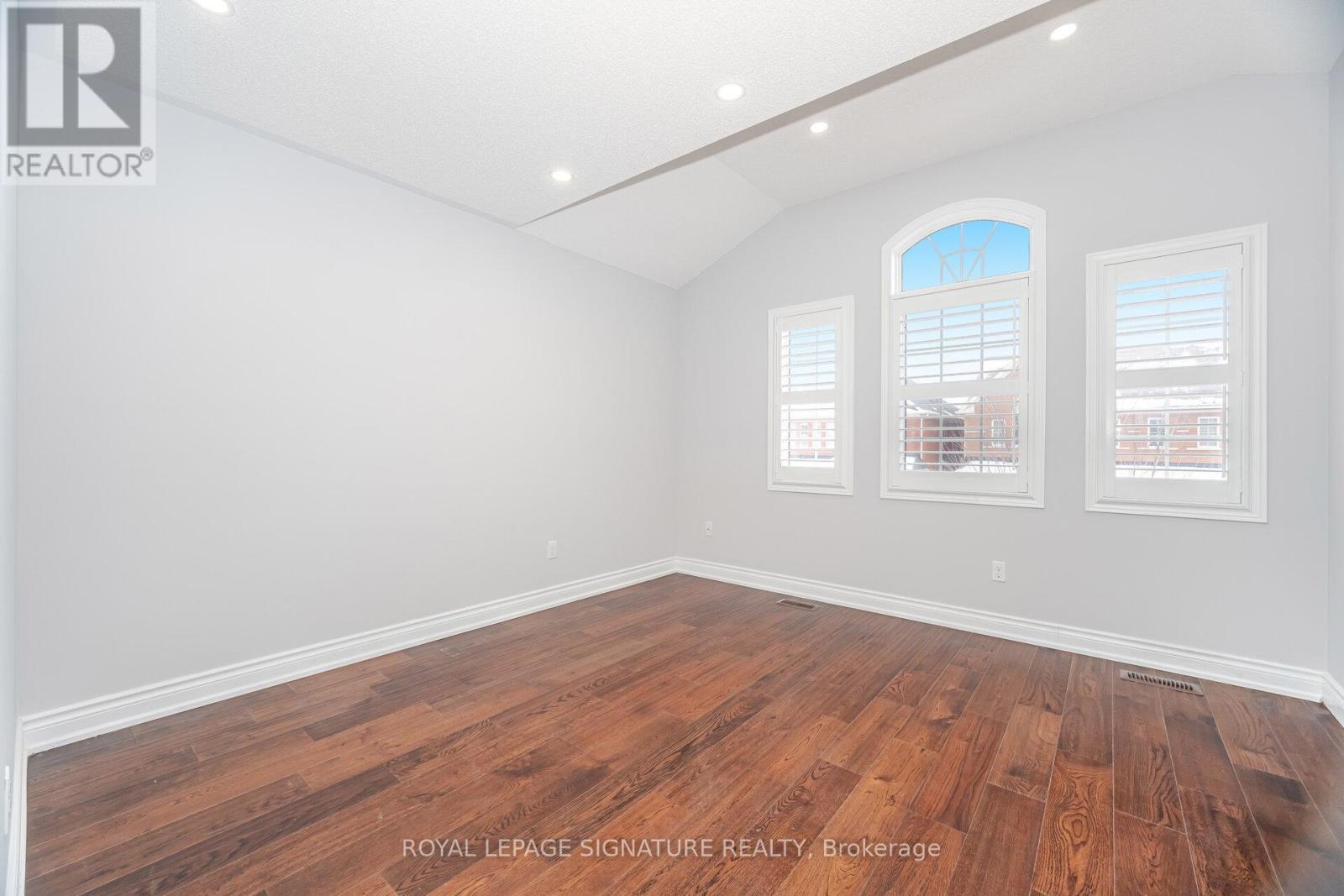 527 Nairn Circle, Milton, Ontario  L9T 8A8 - Photo 33 - W12615034