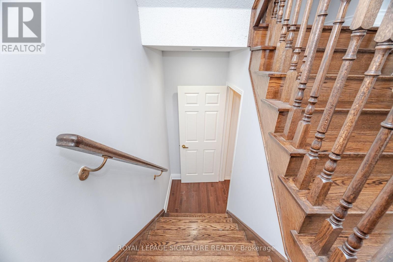 527 Nairn Circle, Milton, Ontario  L9T 8A8 - Photo 38 - W12615034