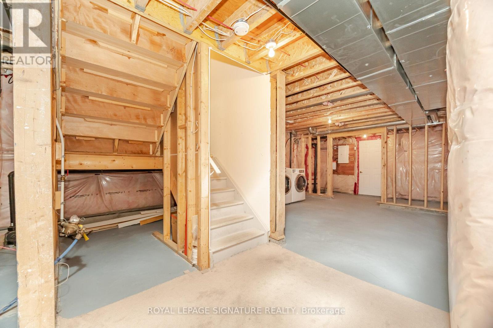 527 Nairn Circle, Milton, Ontario  L9T 8A8 - Photo 39 - W12615034