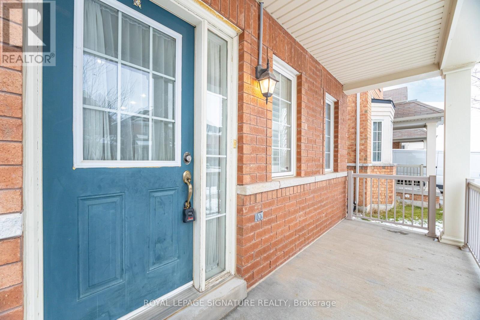 527 Nairn Circle, Milton, Ontario  L9T 8A8 - Photo 4 - W12615034