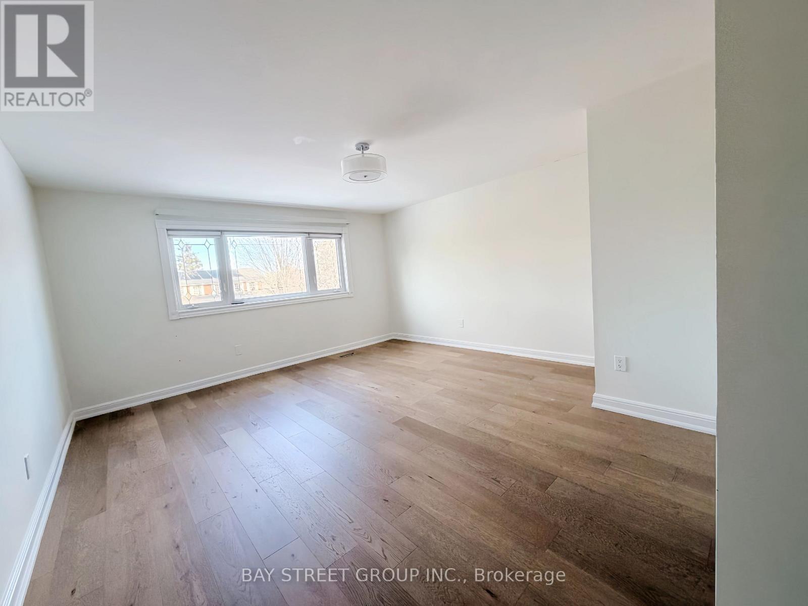 1412 Peerless Court, Oakville, Ontario  L6H 3A4 - Photo 24 - W12615040