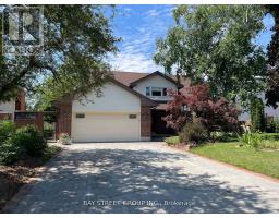 1412 PEERLESS COURT, Oakville, Ontario