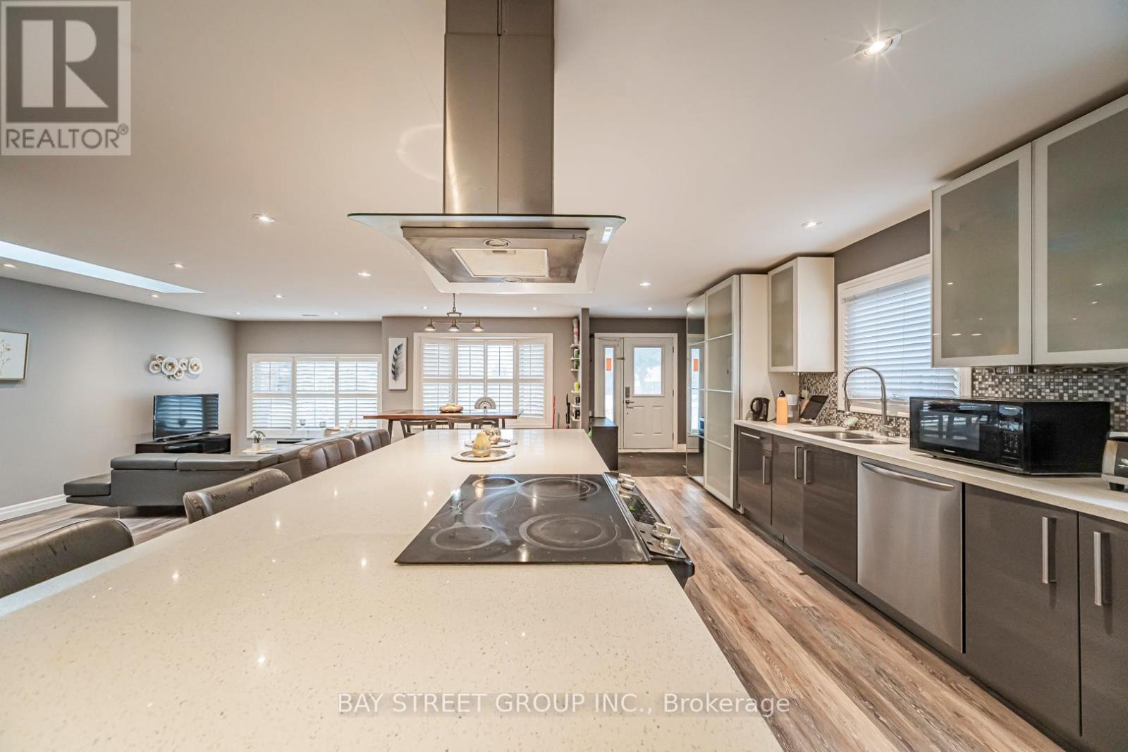 3311 Kings Masting Crescent, Mississauga, Ontario  L5L 1G5 - Photo 7 - W12615042