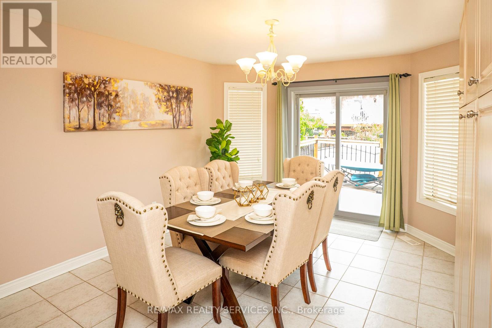 44 Edgar Road, Caledon, Ontario  L7E 2J9 - Photo 10 - W12615058