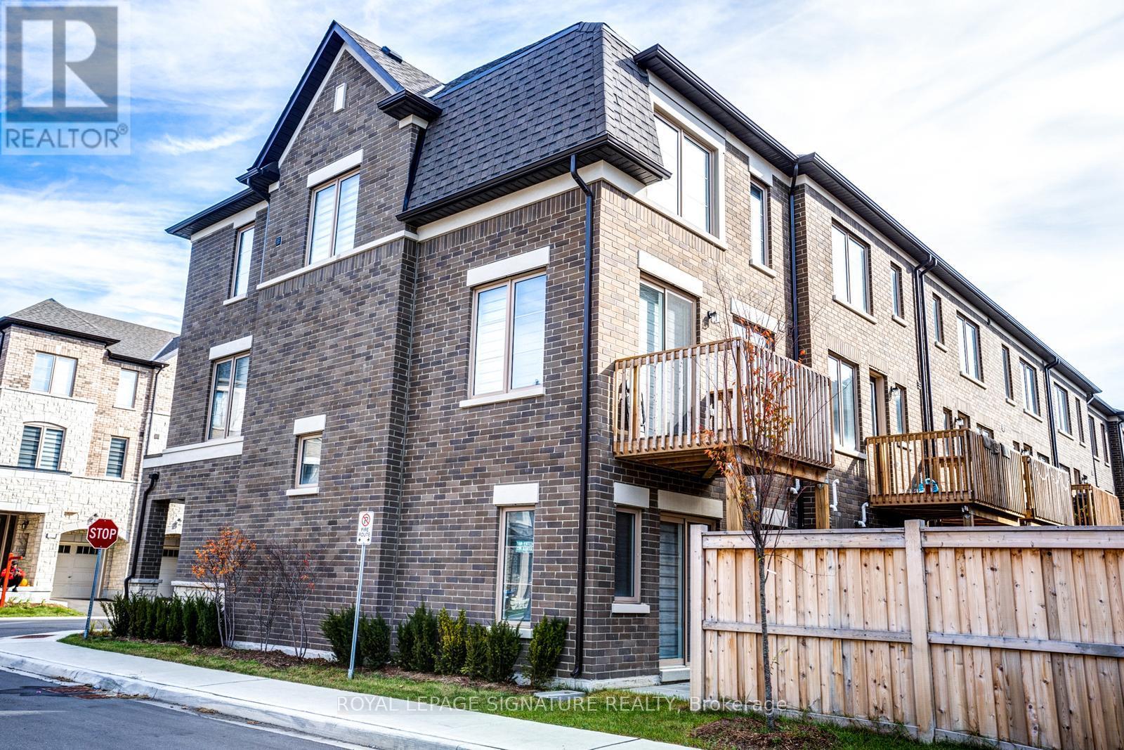 20 Lavinia Road, Brampton, Ontario  L6P 4N8 - Photo 4 - W12615088