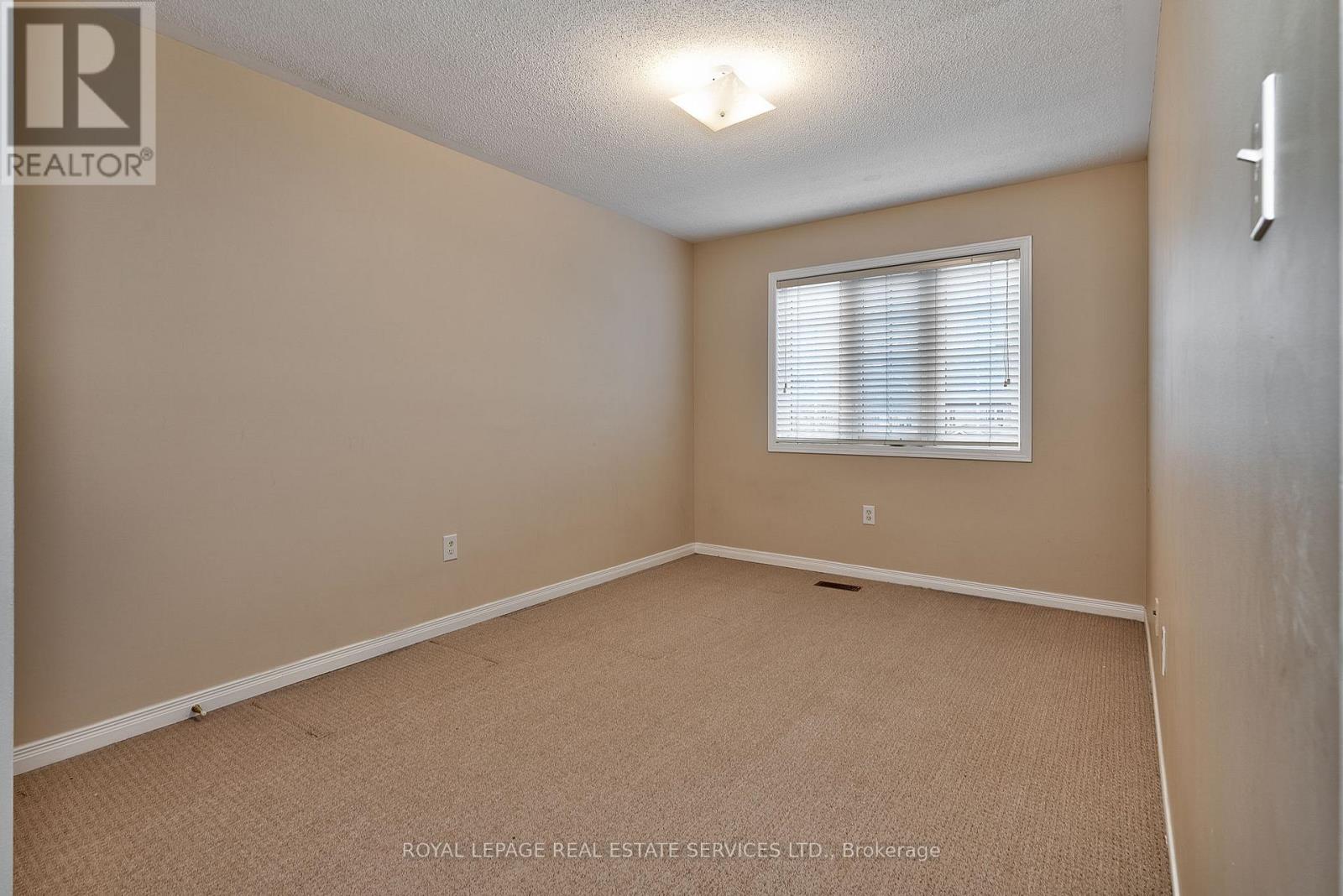 1765 Cobra Crescent, Burlington, Ontario  L7L 7L6 - Photo 19 - W12615132