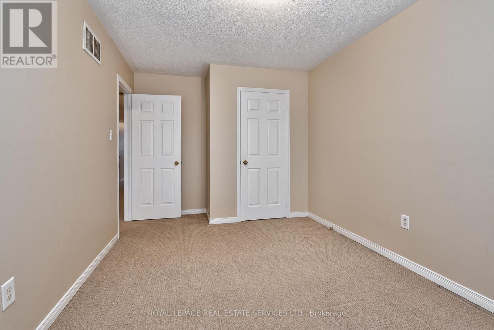 1765 Cobra Crescent, Burlington, Ontario  L7L 7L6 - Photo 20 - W12615132