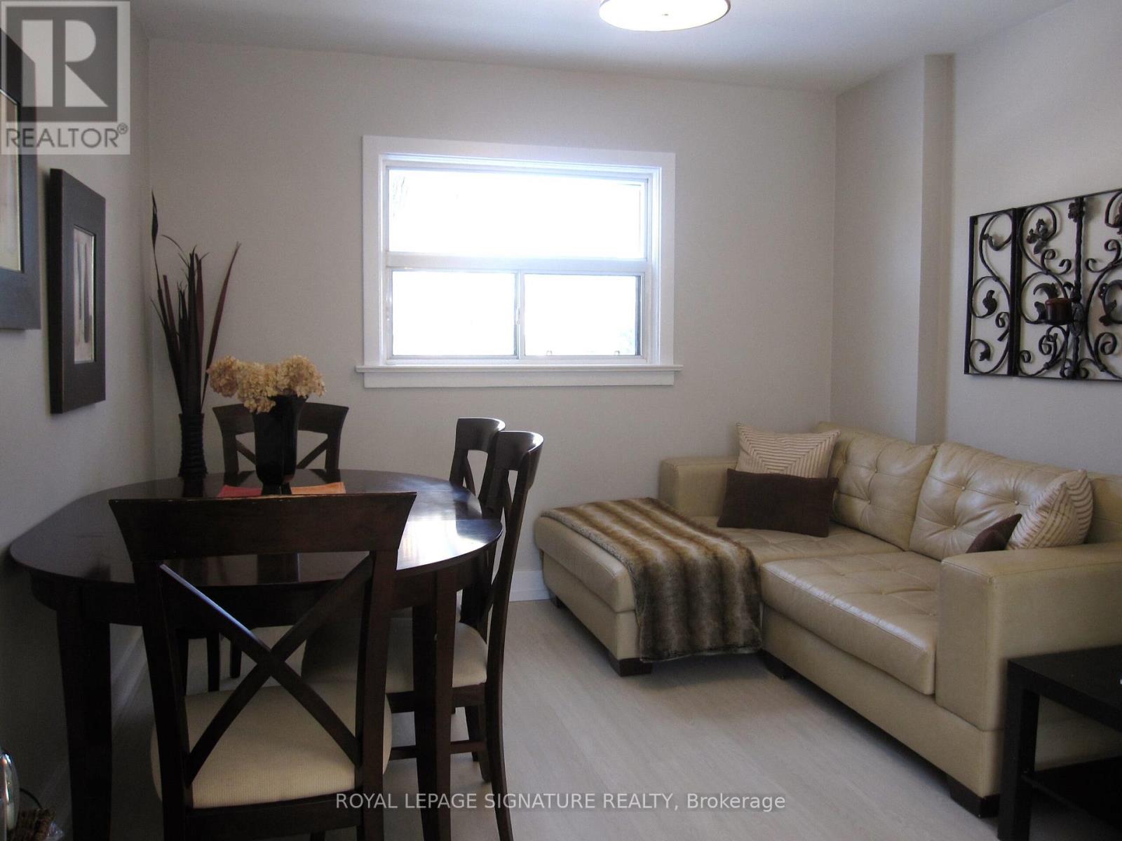 Main & Lower - 597 Curzon Avenue, Mississauga, Ontario  L5G 1P8 - Photo 3 - W12615156