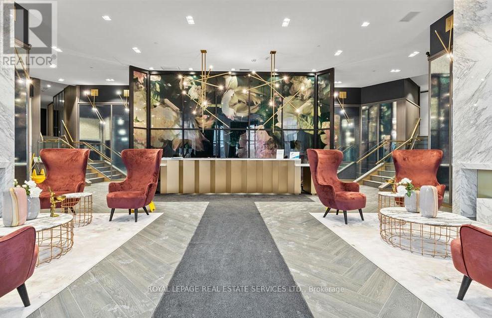 Lph 17 - 405 Dundas Street W, Oakville, Ontario L6M 5P4 - Photo 3 - W12615180