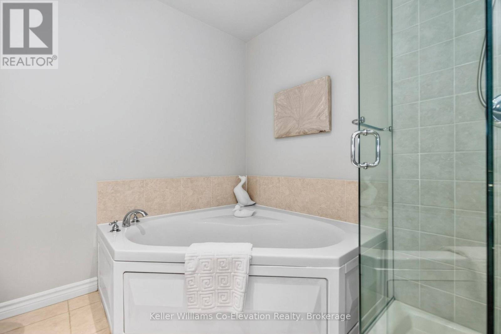 1601 - 6 Toronto St Street, Barrie (City Centre), Ontario L4N 9R2 - Photo 24 - S12615322