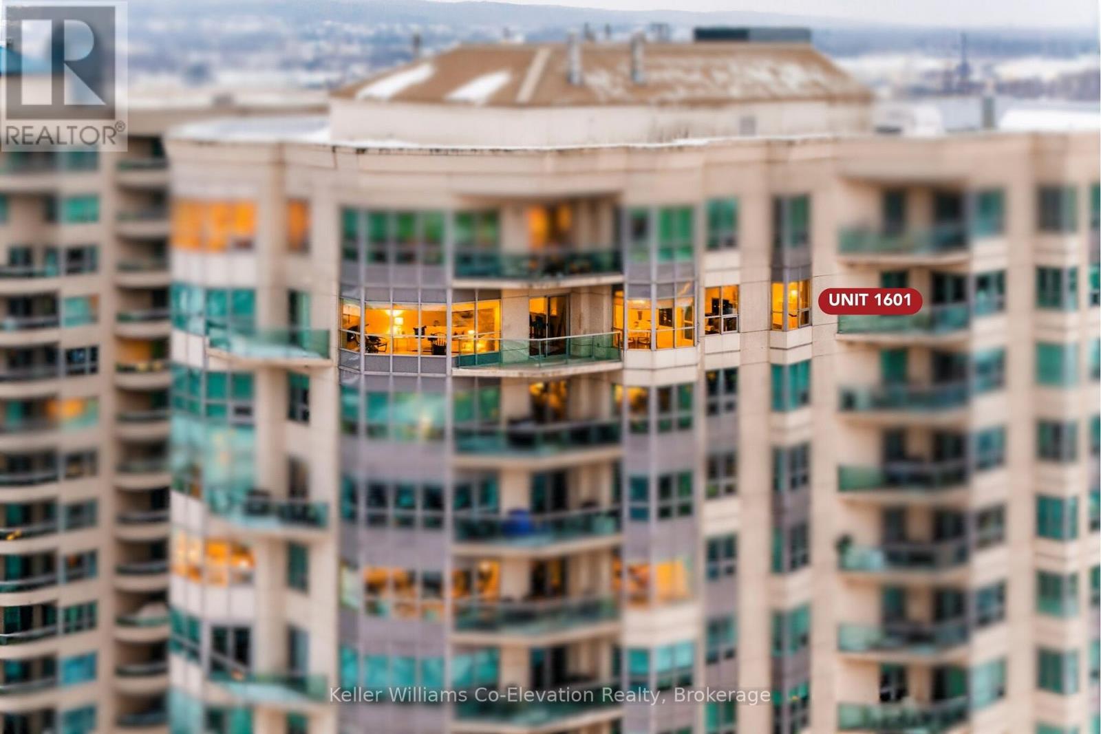 1601 - 6 Toronto St Street, Barrie (City Centre), Ontario L4N 9R2 - Photo 3 - S12615322