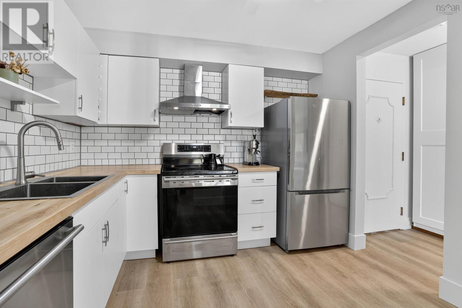 409 87 Kearney Lake Road, Halifax, Nova Scotia  B3M 4H1 - Photo 6 - 202527391