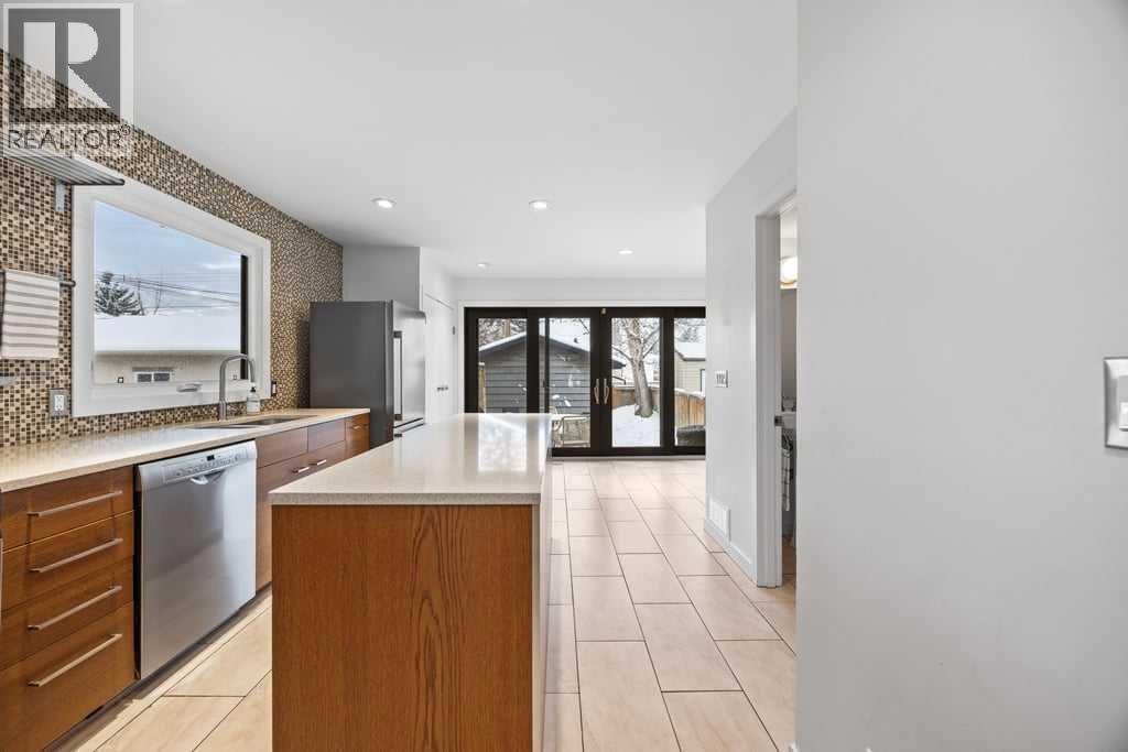 2603 33 Street Sw, Calgary, Alberta  T3E 2T4 - Photo 16 - A2272925