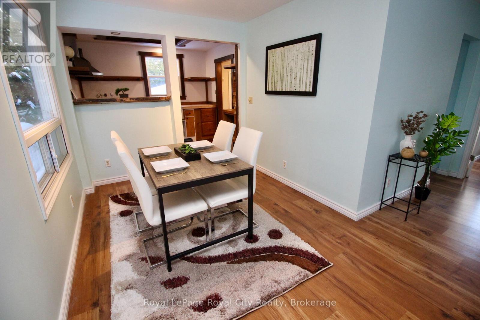 28 Harpur Drive, Northern Bruce Peninsula, Ontario N0H 2R0 - Photo 10 - X12615240