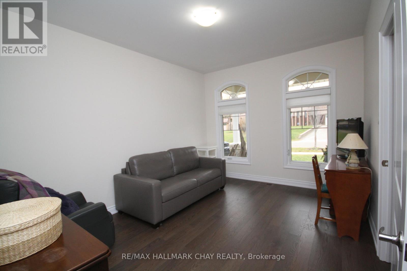 47 Victoria Street E, Innisfil, Ontario  L0L 1L0 - Photo 18 - N12588710