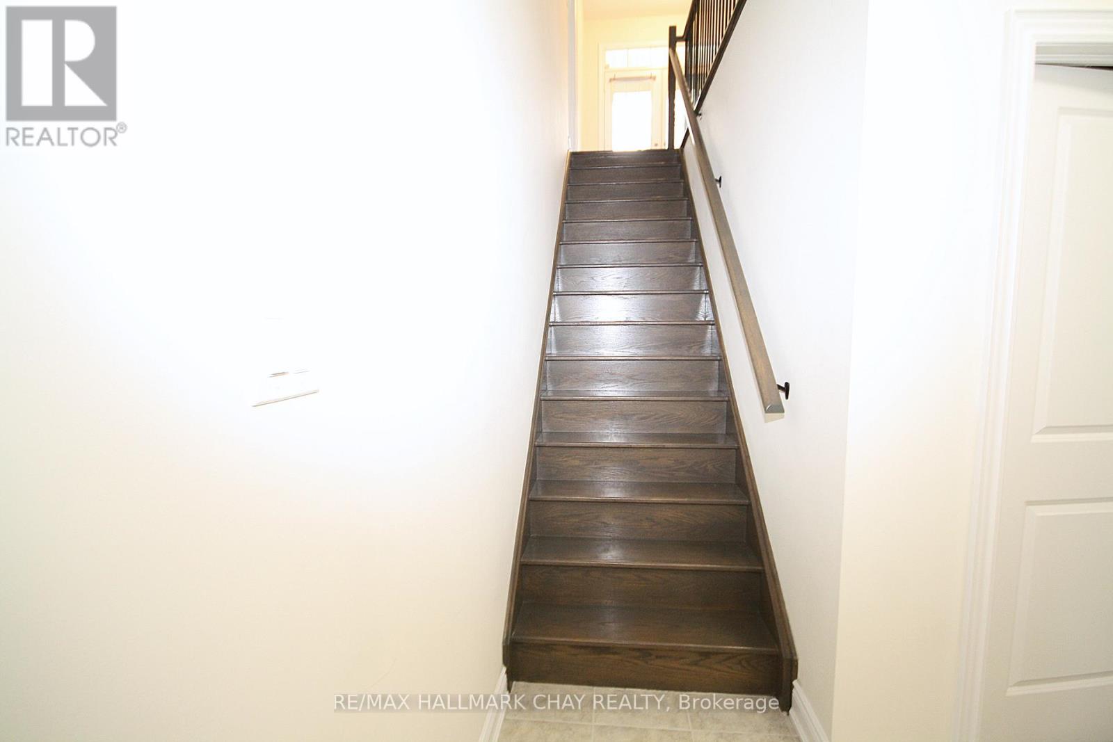 47 Victoria Street E, Innisfil, Ontario  L0L 1L0 - Photo 21 - N12588710