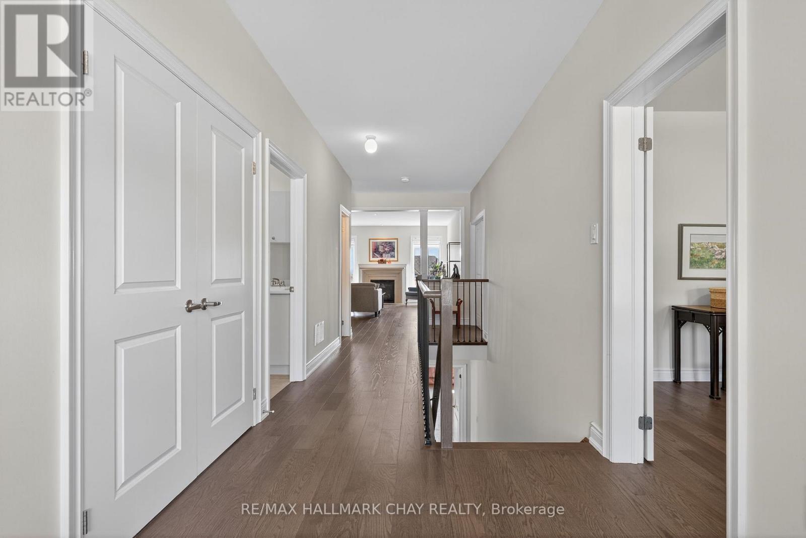 47 Victoria Street E, Innisfil, Ontario  L0L 1L0 - Photo 5 - N12588710