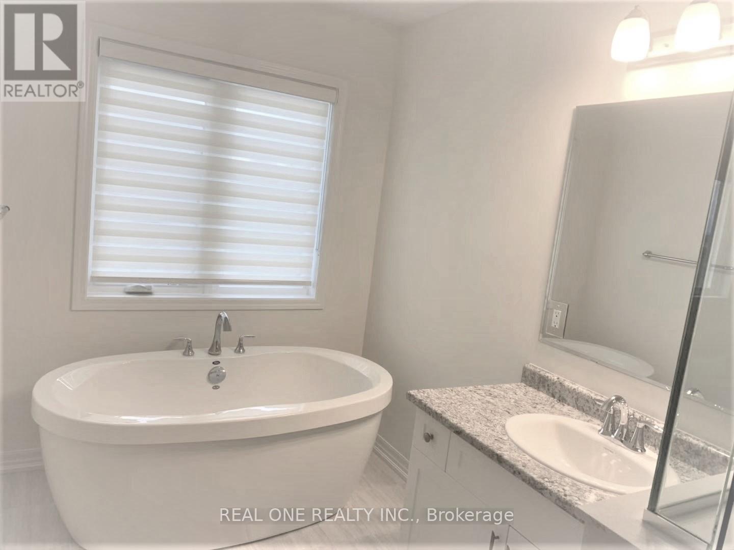 3478 Vernon Powell Drive, Oakville, Ontario  L6H 0X8 - Photo 6 - W12563450