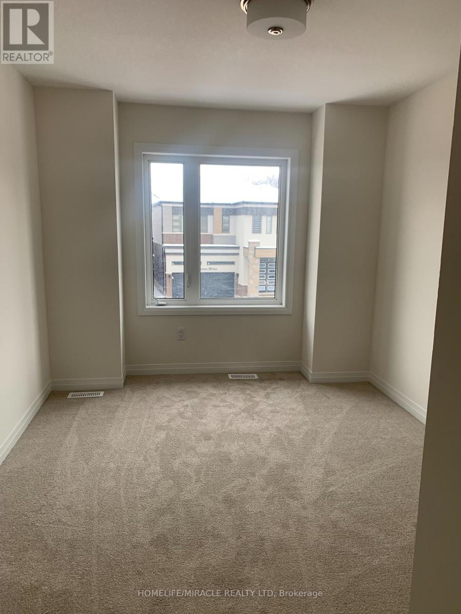 60 Mckernan Avenue, Brantford, Ontario  N3V 0C2 - Photo 6 - X12615084