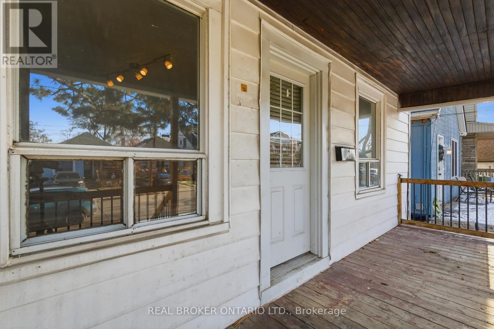 26 Bayfield Avenue, Hamilton, Ontario  L8H 3M4 - Photo 4 - X12615092