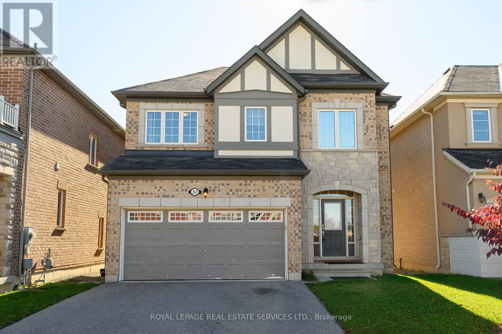 32 CELANO DRIVE, Hamilton, Ontario