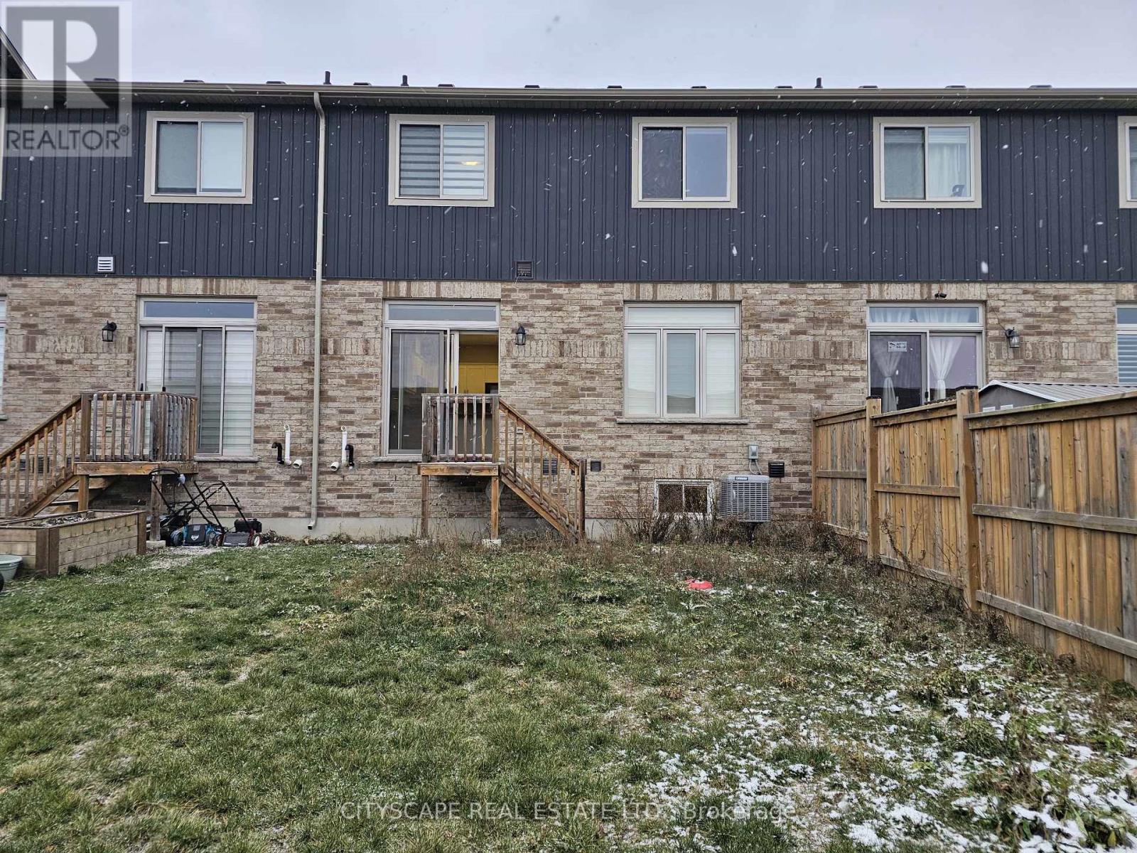 31 Corbin Street, St. Catharines, Ontario  L2P 0E8 - Photo 29 - X12615136