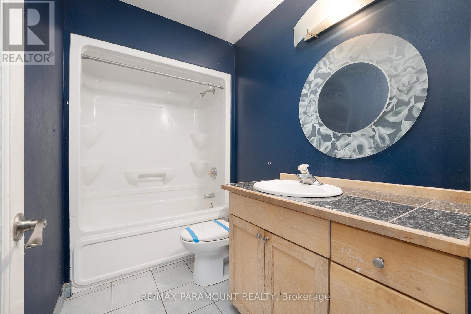 1505 Highnoon Drive, Windsor, Ontario  N9G 3B6 - Photo 15 - X12615148