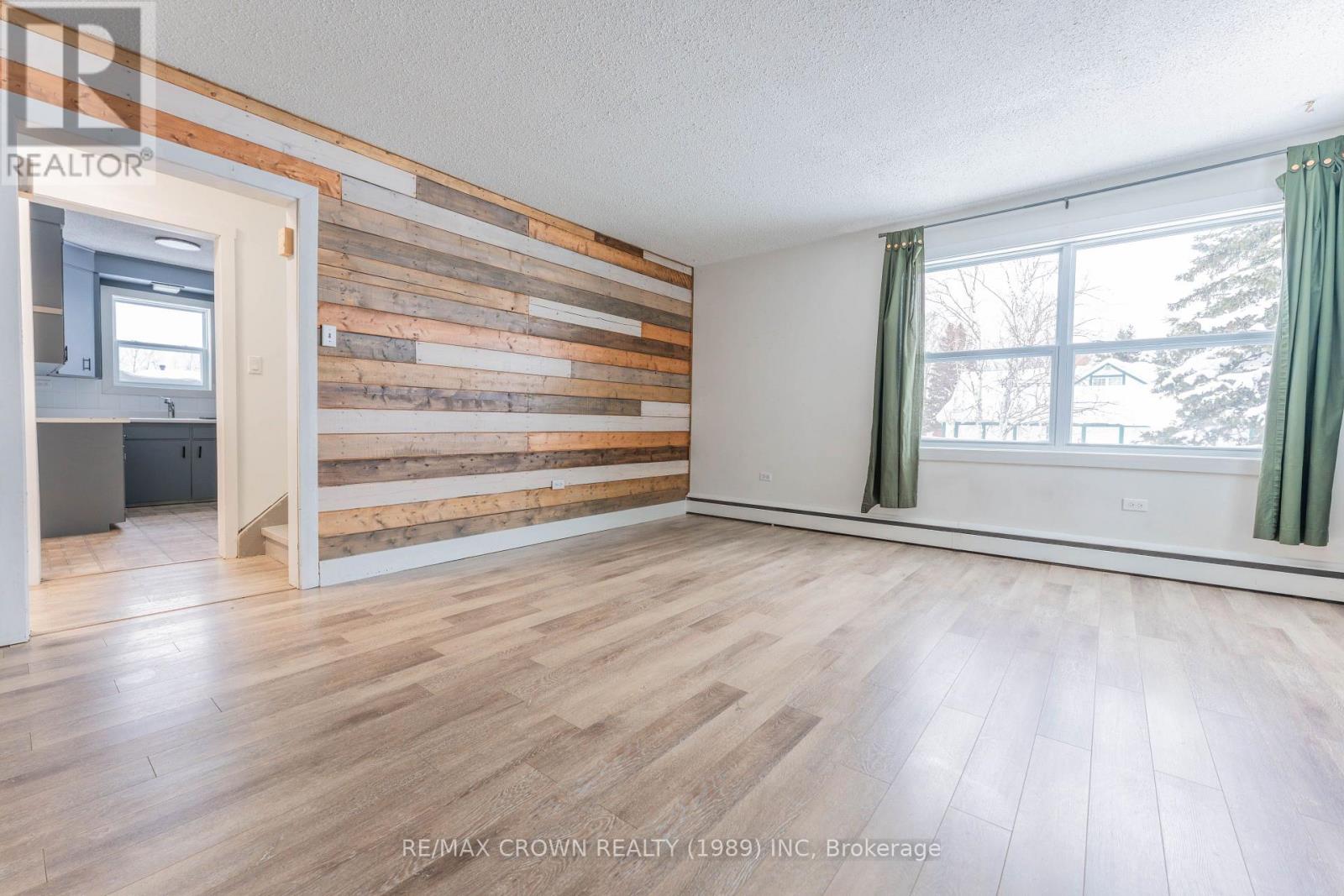 102 First Street, Smooth Rock Falls (Srf), Ontario  P0L 2B0 - Photo 10 - T12615320