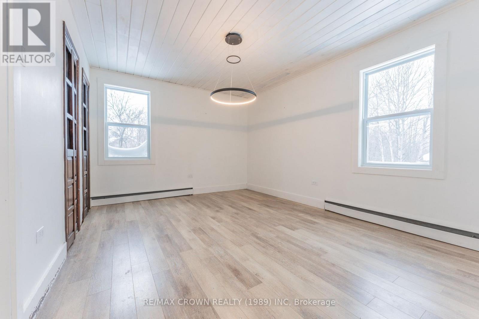 102 First Street, Smooth Rock Falls (Srf), Ontario  P0L 2B0 - Photo 11 - T12615320