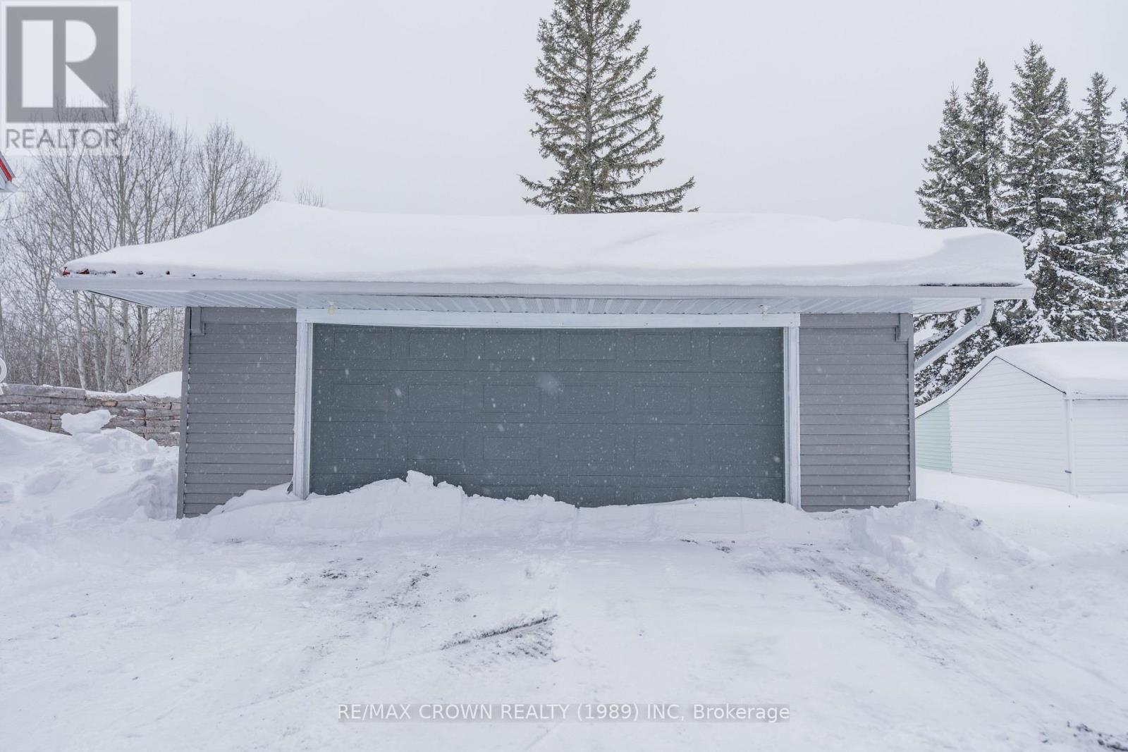 102 First Street, Smooth Rock Falls (Srf), Ontario  P0L 2B0 - Photo 37 - T12615320