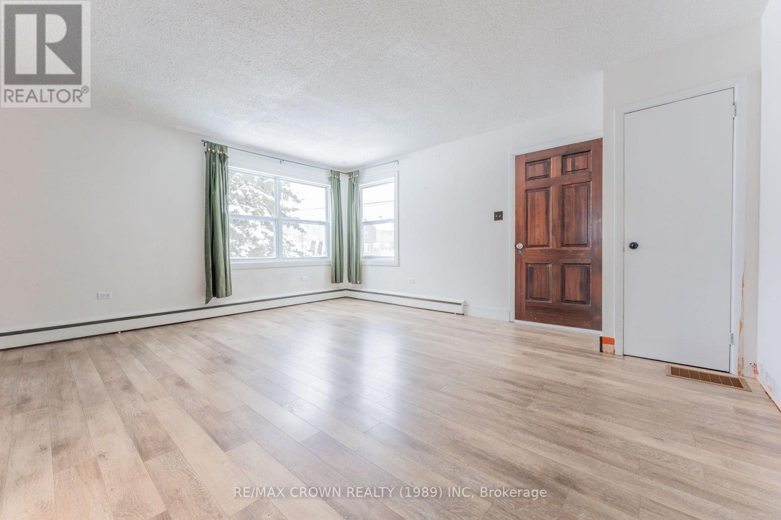 102 First Street, Smooth Rock Falls (Srf), Ontario  P0L 2B0 - Photo 9 - T12615320