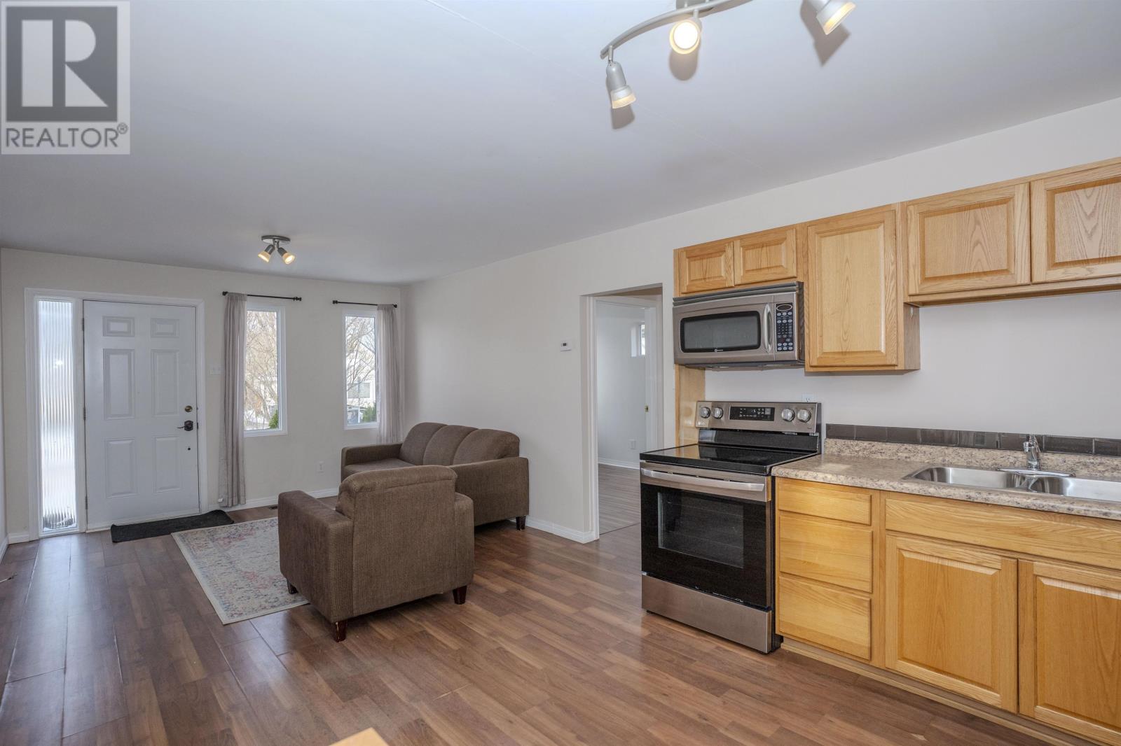 141 Empress Ave S, Thunder Bay, Ontario  P7B 4N6 - Photo 11 - TB253594