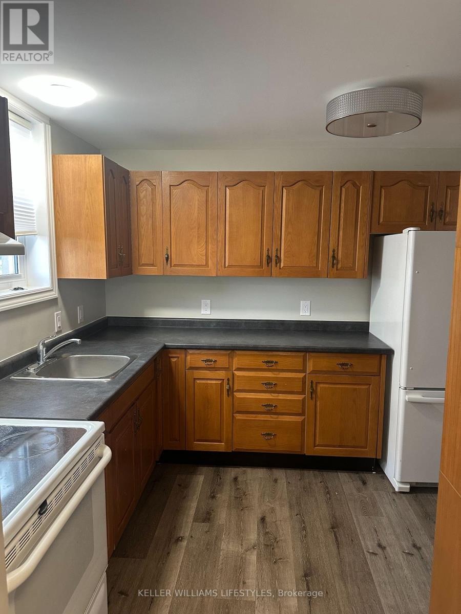 13 Inverness Street, Stratford, Ontario  N5A 1G1 - Photo 5 - X12615242