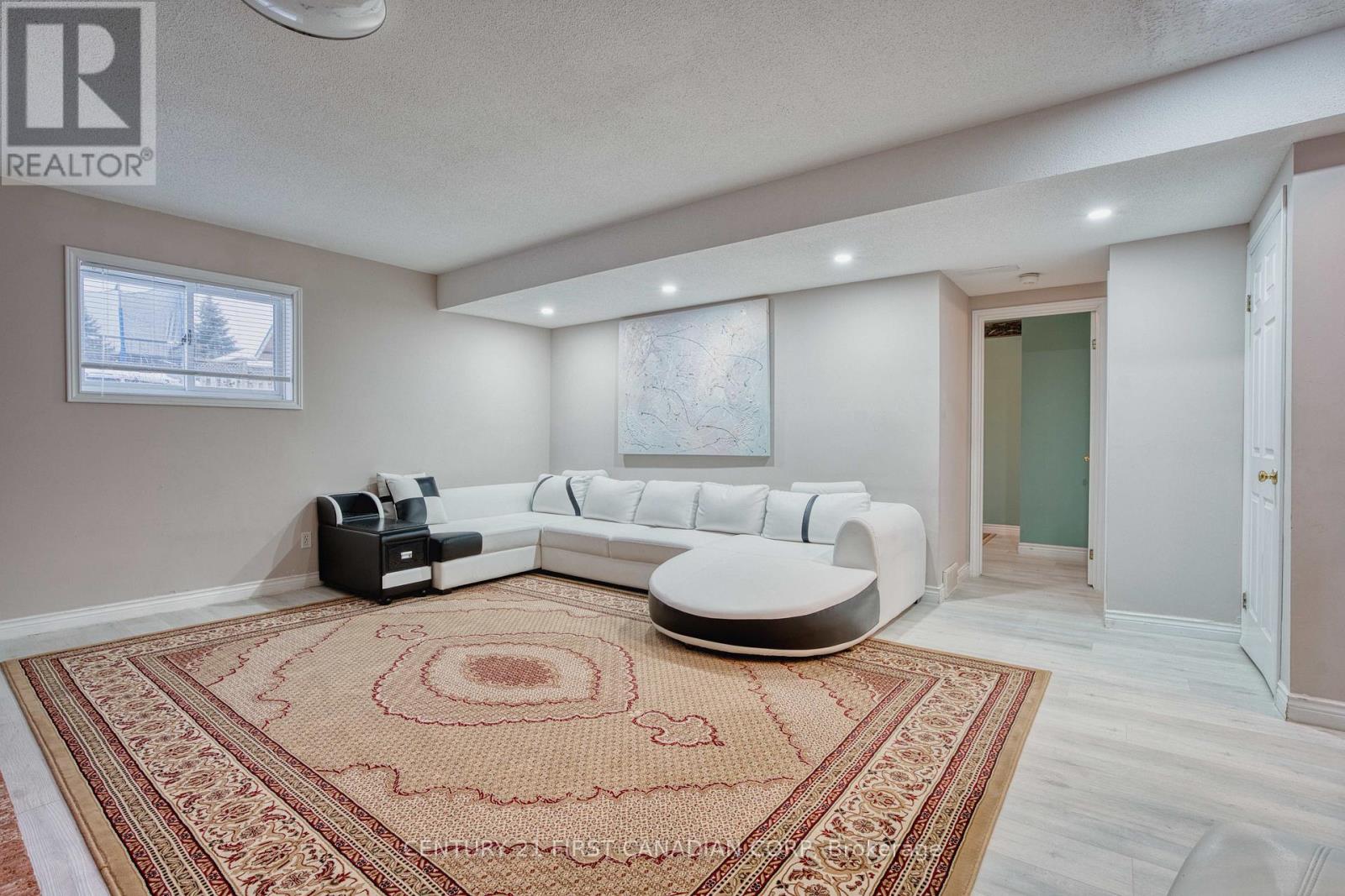 23 Josselyn Drive, London South, Ontario  N6E 3S6 - Photo 30 - X12615264