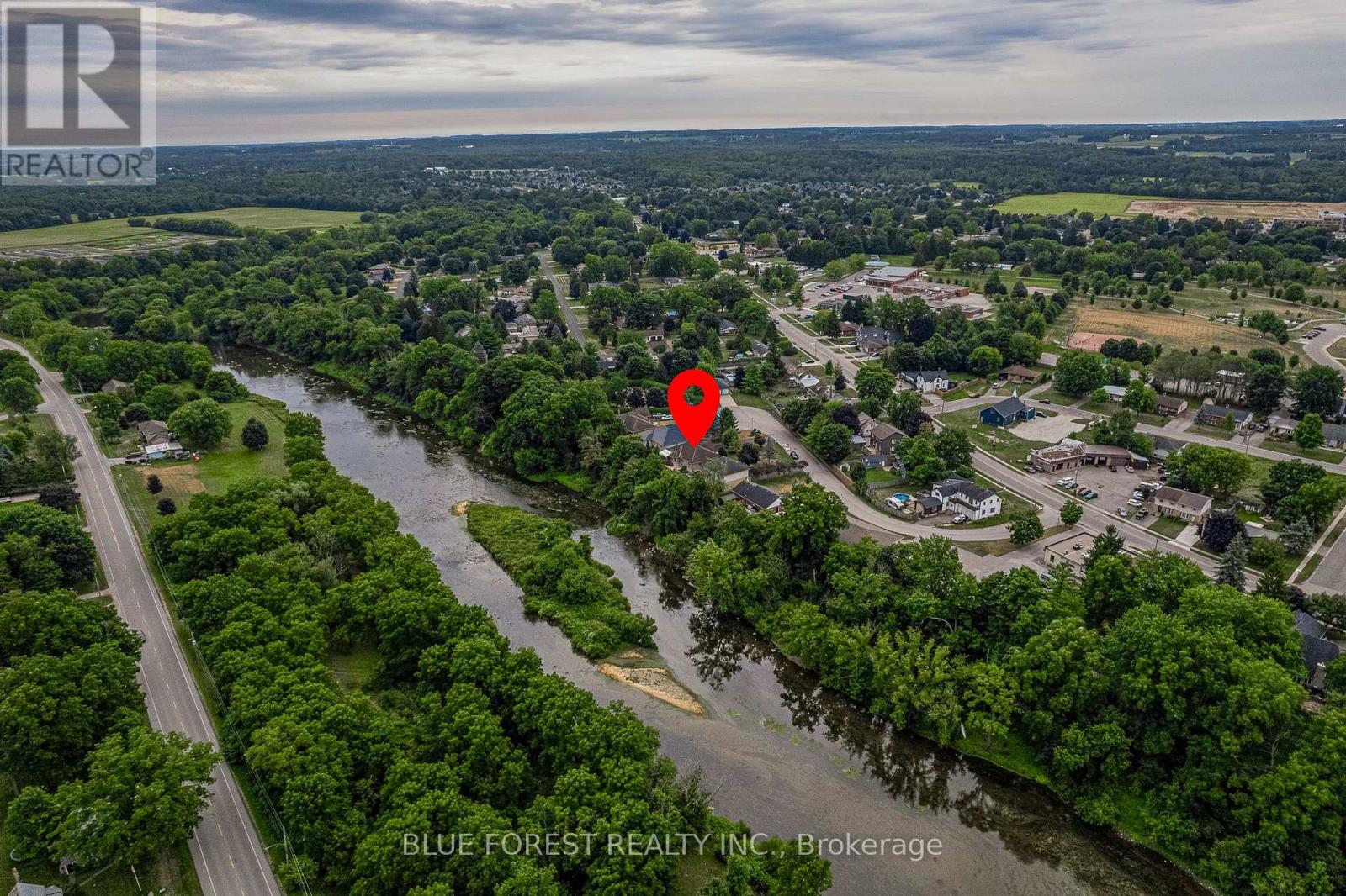 15 Calvert Place, Thames Centre, Ontario  N0L 1G3 - Photo 39 - X12615286